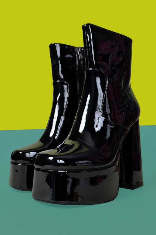 Platform Boots and Booties, Dr. Martens Online | Echo Club House ...